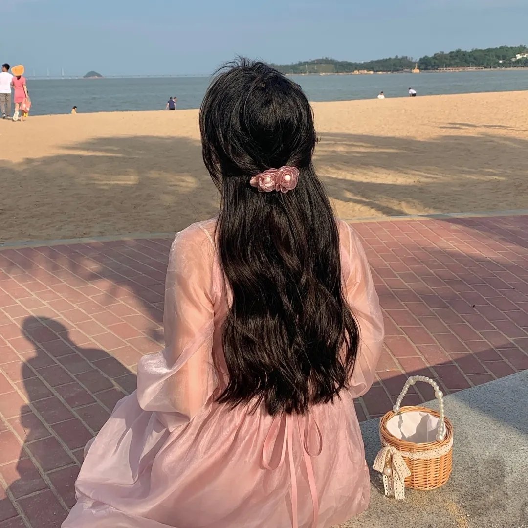 篮中弃婴